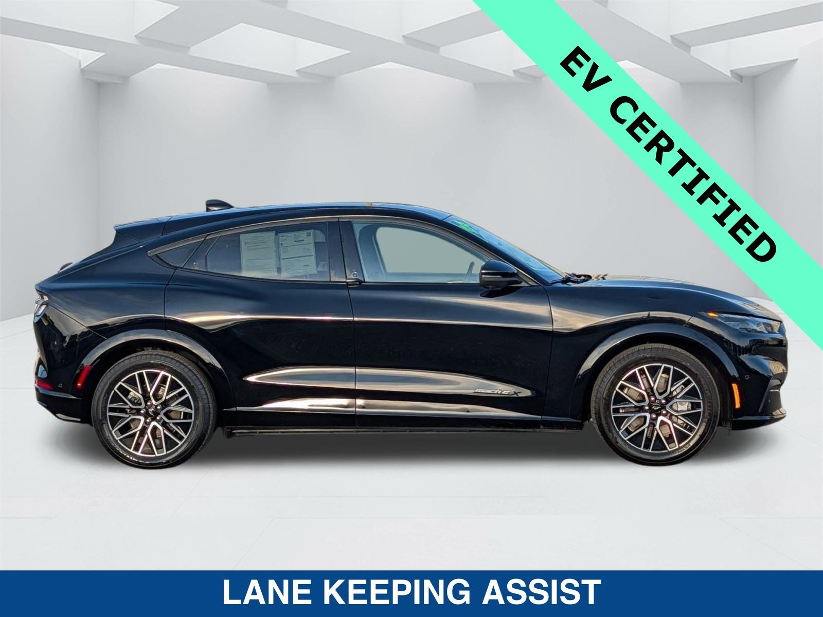 Certified 2024 Ford Mustang Mach-E Premium image 3