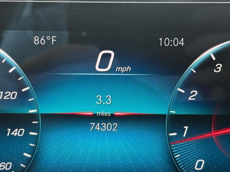 Used 2021 Mercedes-Benz CLA 250 4MATIC image 17