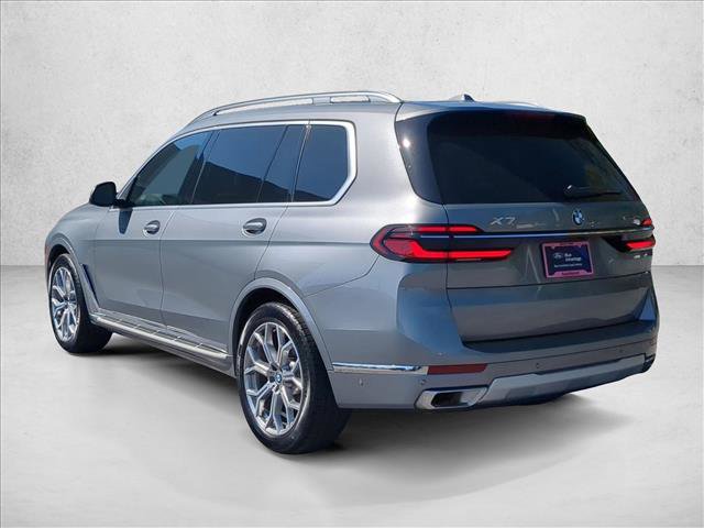 Used 2024 BMW X7 xDrive40i image 8