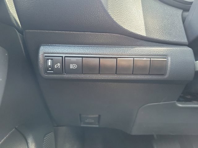 Used 2021 Toyota Corolla LE FWD image 21