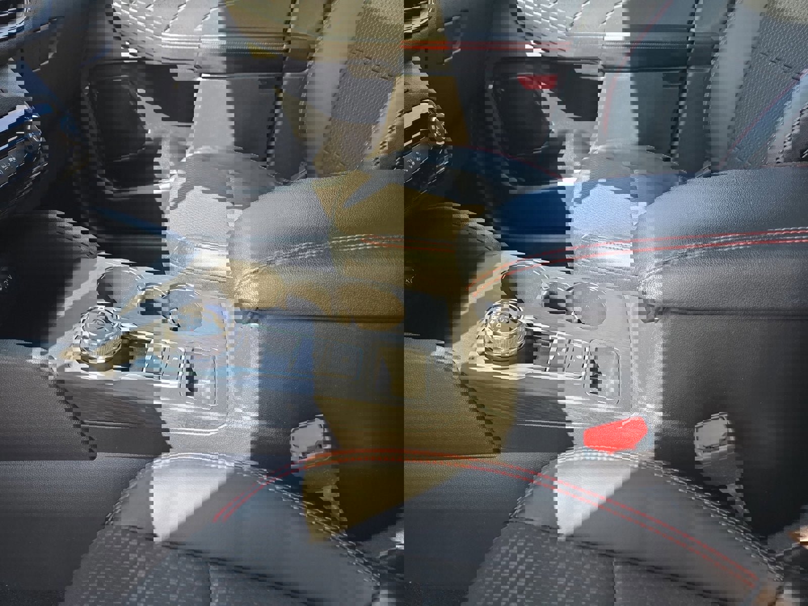 Certified 2023 Ford Escape ST-Line w/ Tech Pack #1 AWD/4WD image 22