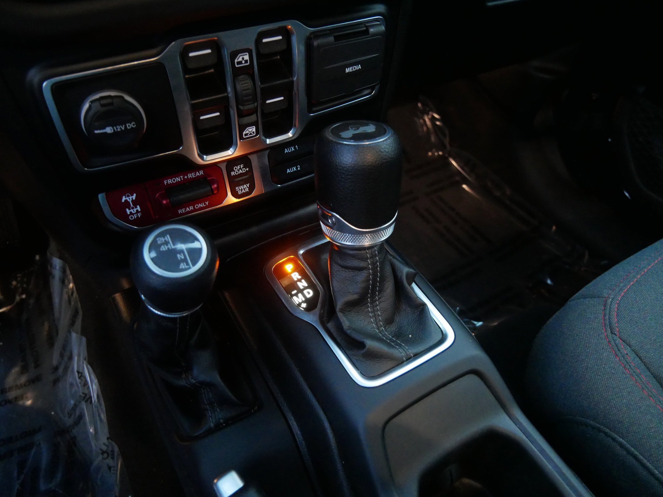 Used 2024 Jeep Wrangler Rubicon image 22