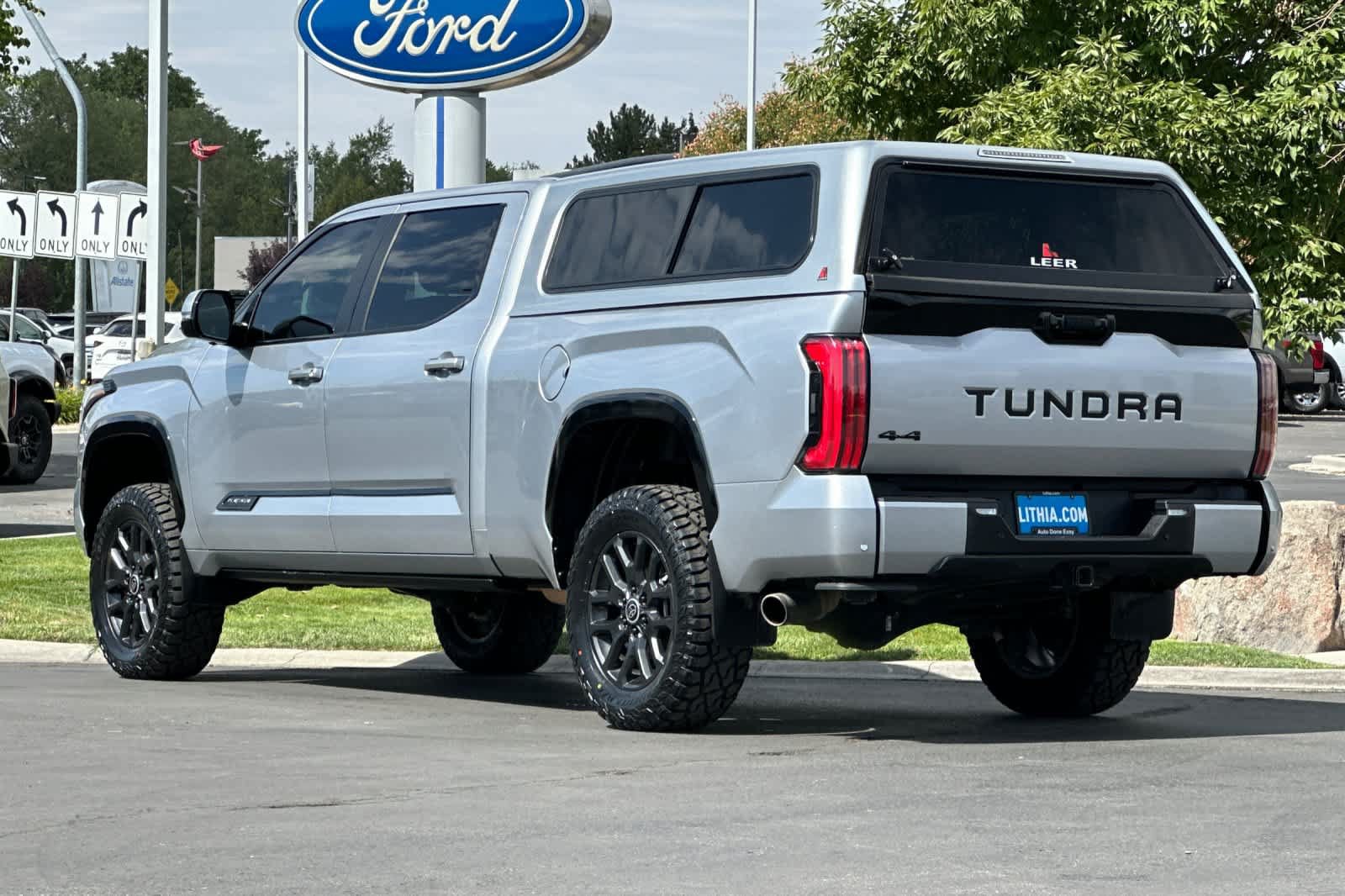 Used 2024 Toyota Tundra Platinum AWD/4WD image 6