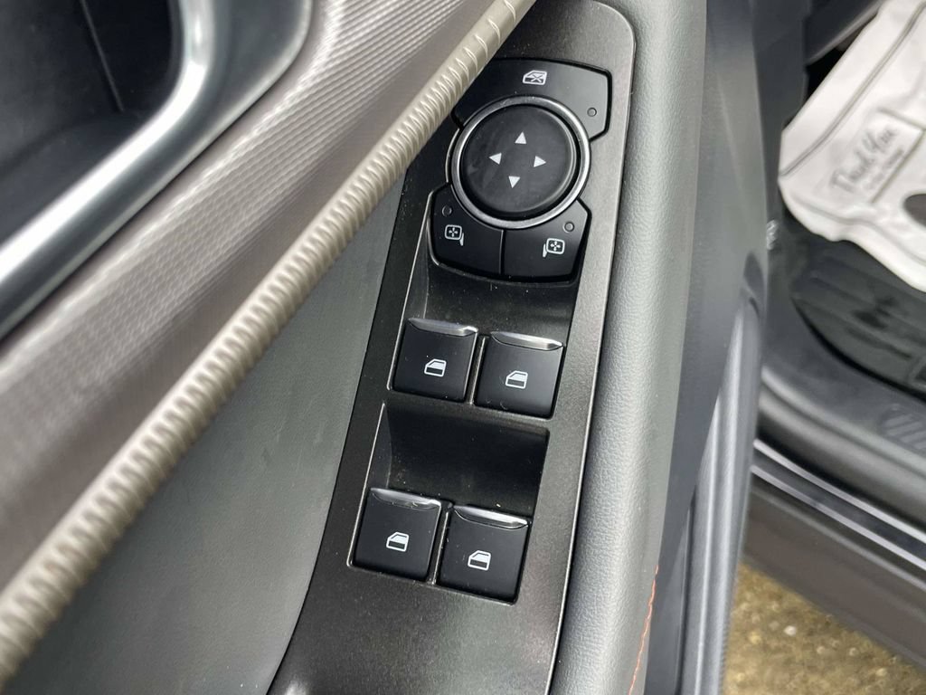 Certified 2025 Ford Explorer Active w/ Active Comfort Package RWD image 16