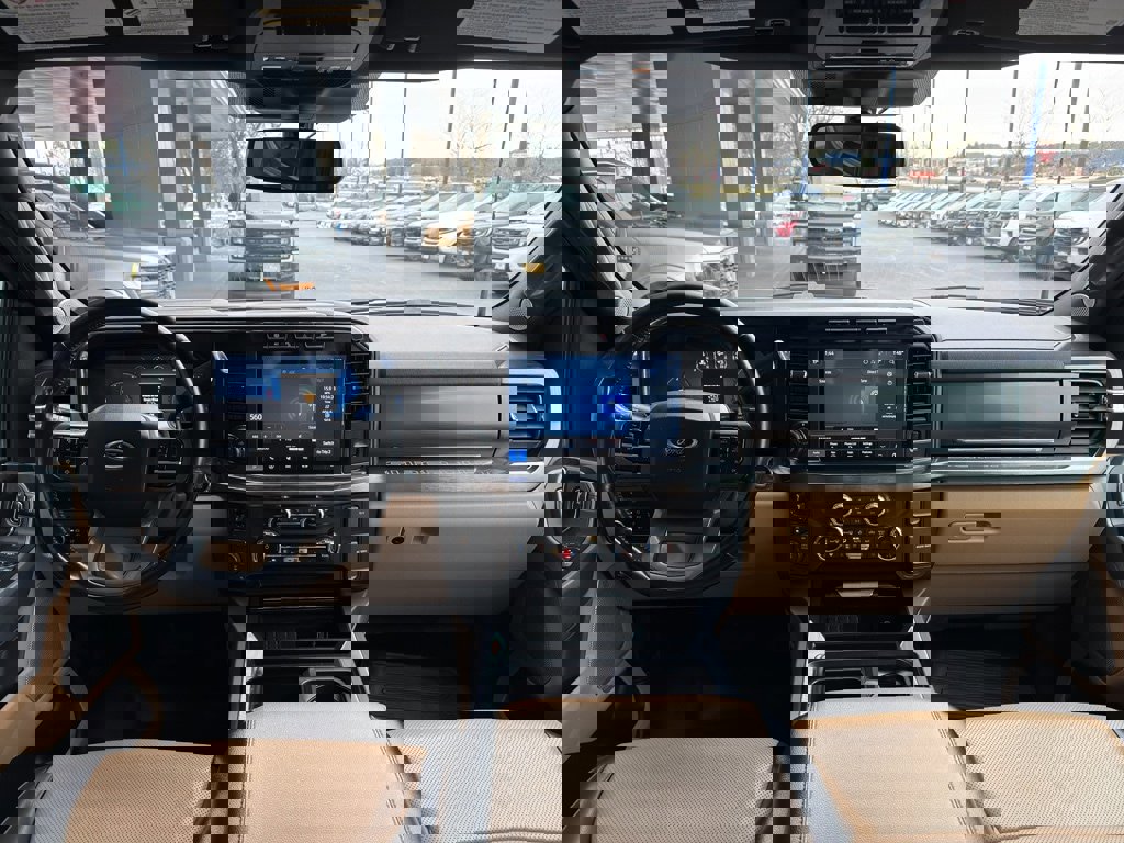 Certified 2024 Ford F250 Lariat w/ Lariat Ultimate Package image 38