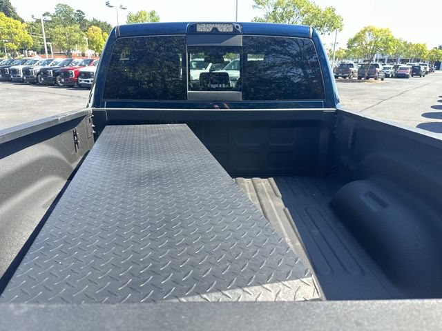 Used 2022 RAM 2500 Laramie w/ Night Edition AWD/4WD image 10