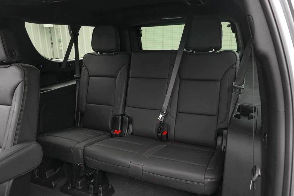 Used 2026 Chevrolet Suburban High Country w/ Sun And Tow Package AWD/4WD image 21