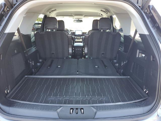 Certified 2022 Ford Explorer Limited w/ Class IV Trailer Tow Package AWD/4WD image 28