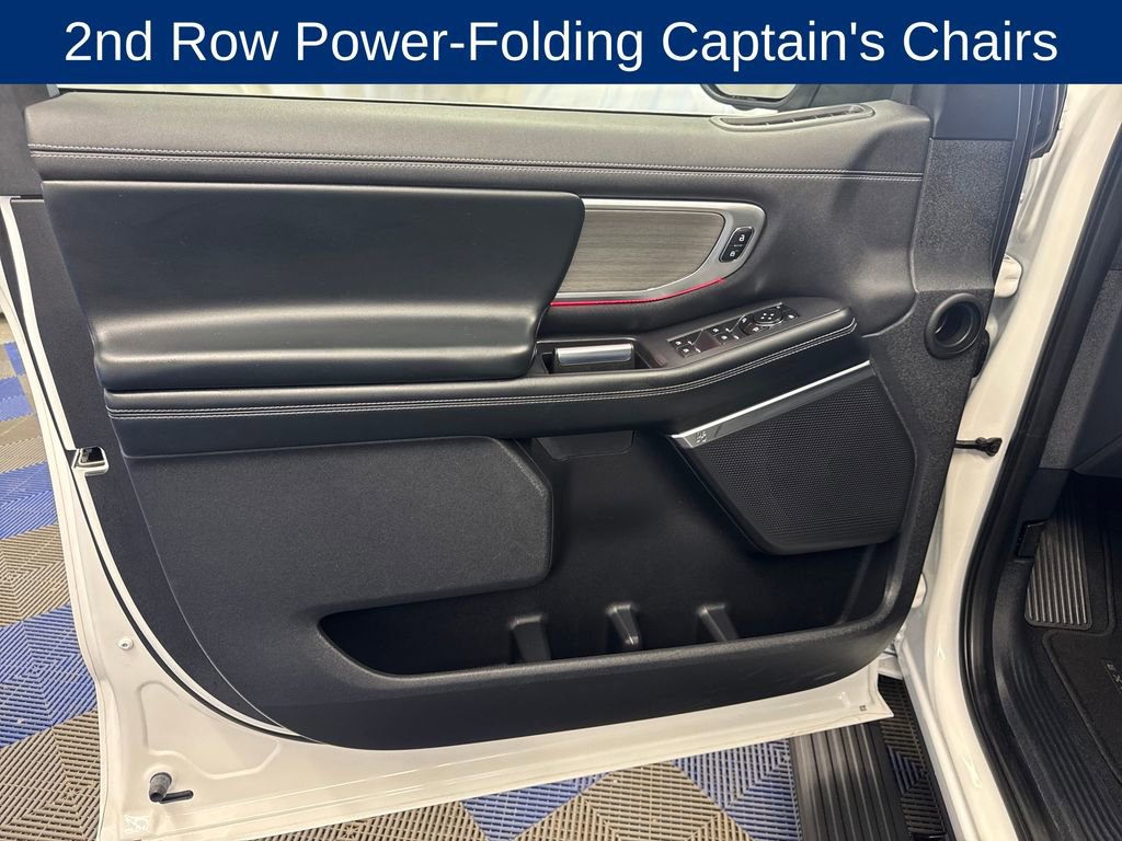 Certified 2025 Ford Expedition Platinum AWD/4WD image 11