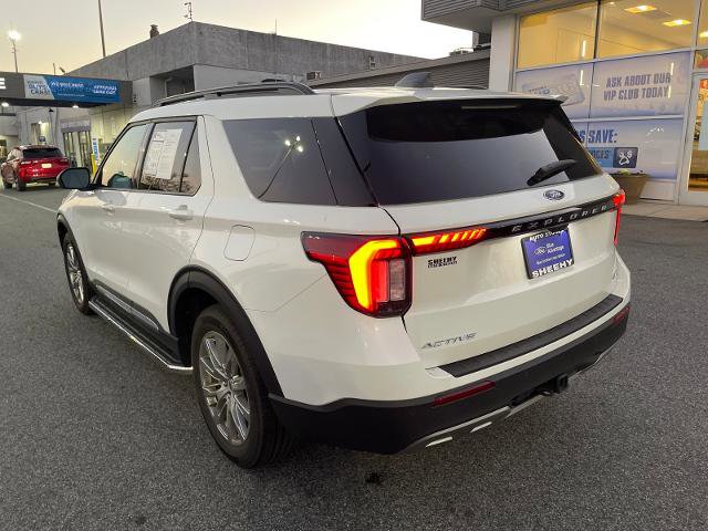 Certified 2025 Ford Explorer Active w/ Active Comfort Package image 5