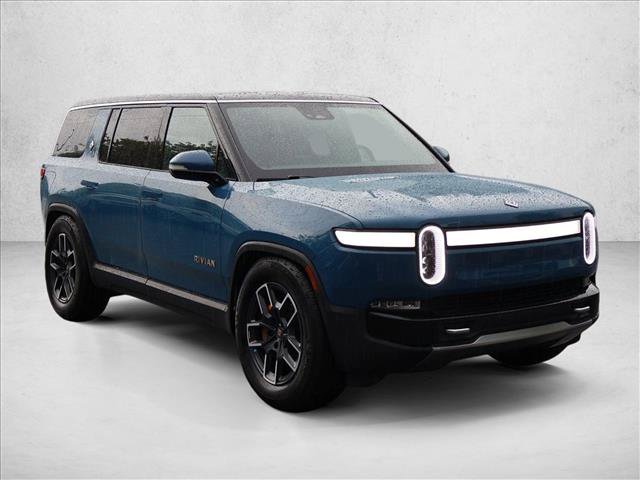 Used 2023 Rivian R1S Adventure AWD/4WD video 3