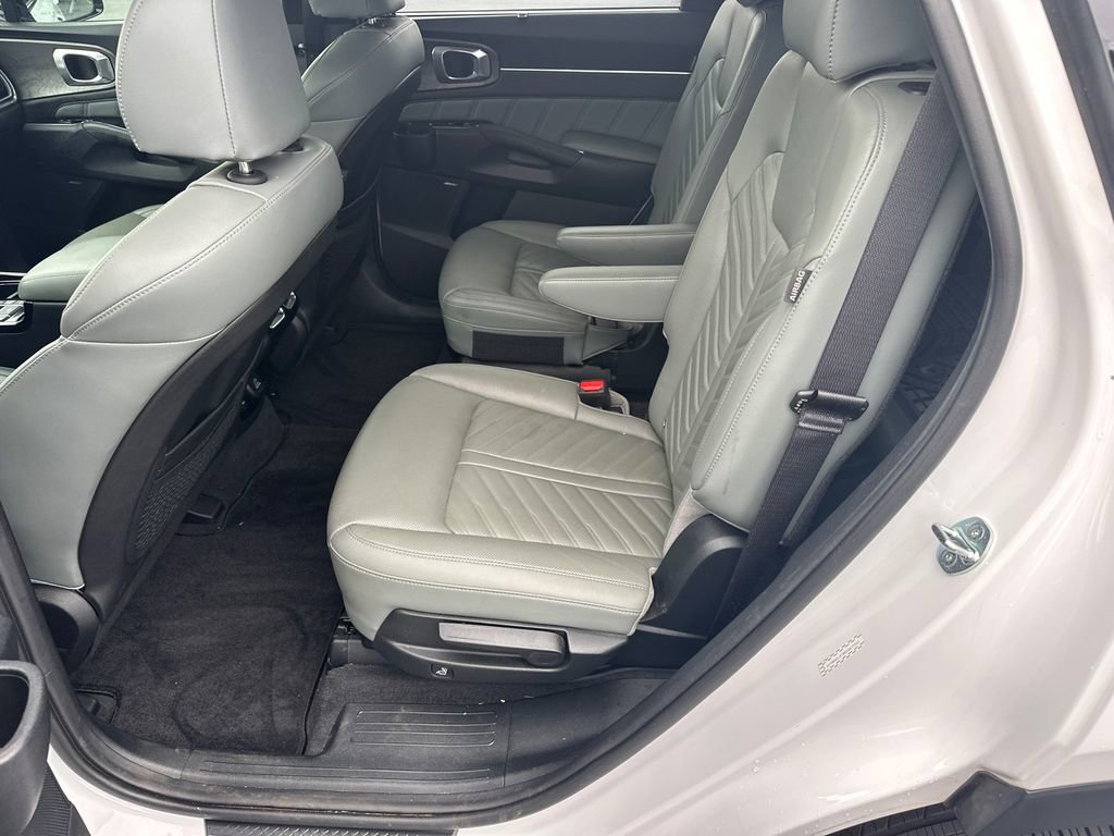Used 2024 Kia Sorento SX Prestige w/ Sage Leather Package AWD/4WD image 21
