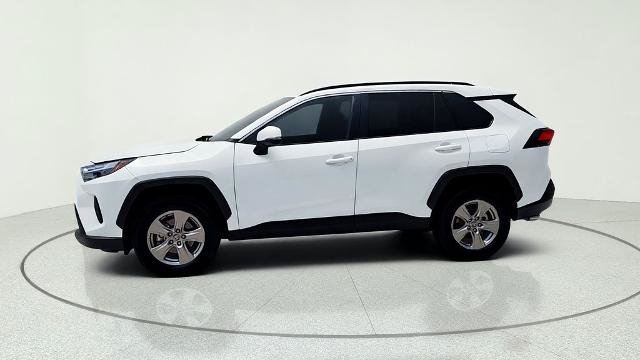 Used 2025 Toyota RAV4 XLE FWD image 4