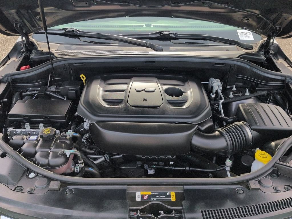 Used 2021 Jeep Grand Cherokee Laredo AWD/4WD image 31