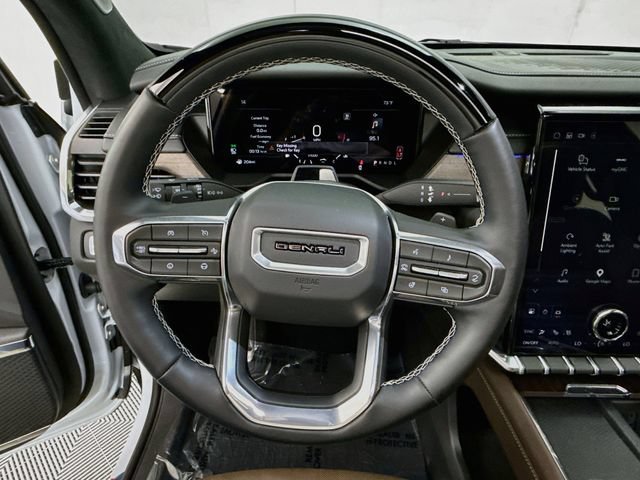 Used 2026 GMC Acadia Denali Ultimate FWD image 11