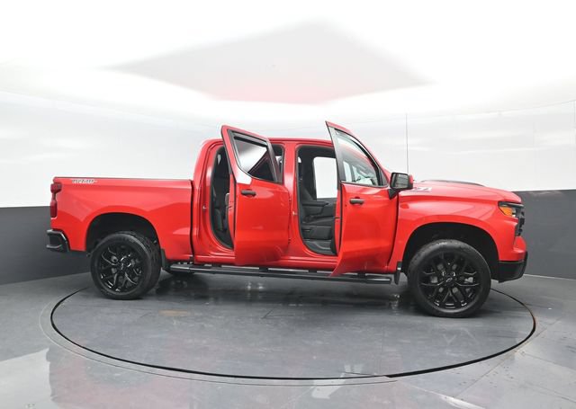 Used 2025 Chevrolet Silverado 1500 Custom Trail Boss AWD/4WD image 27