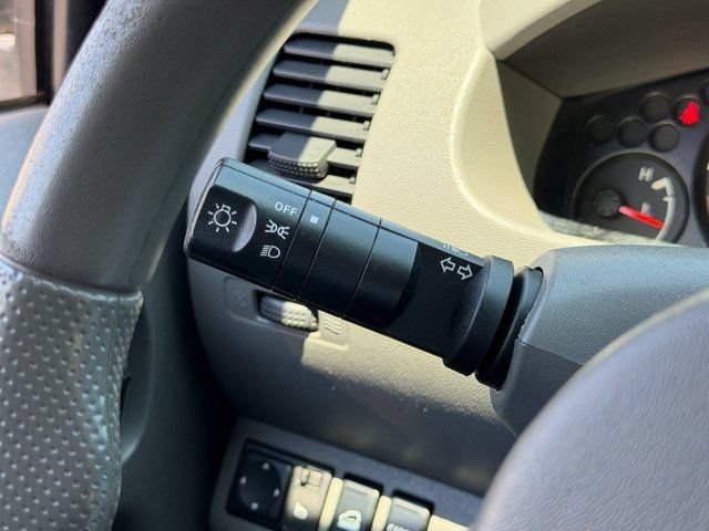 Used 2018 Nissan Frontier SV AWD/4WD image 39