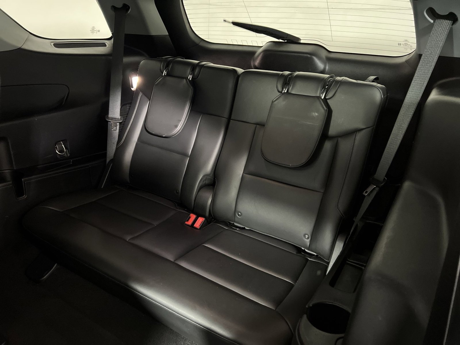 Certified 2022 Ford Explorer XLT w/ Equipment Group 202A image 25