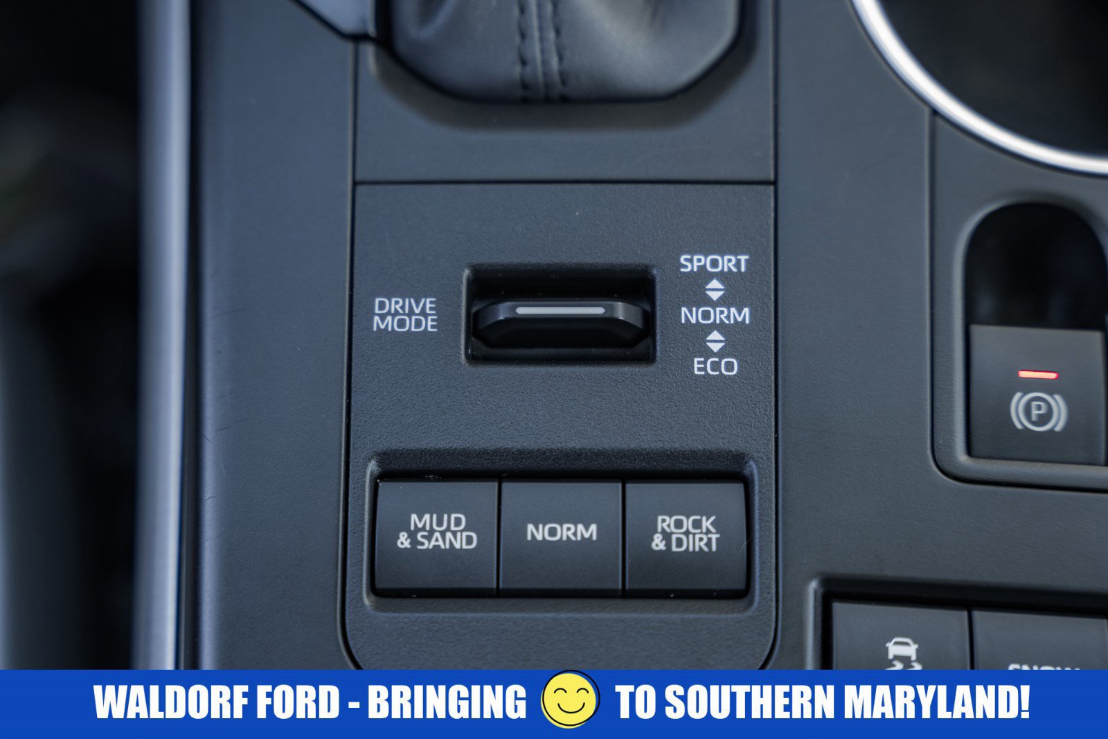 Used 2020 Toyota Highlander XLE image 26