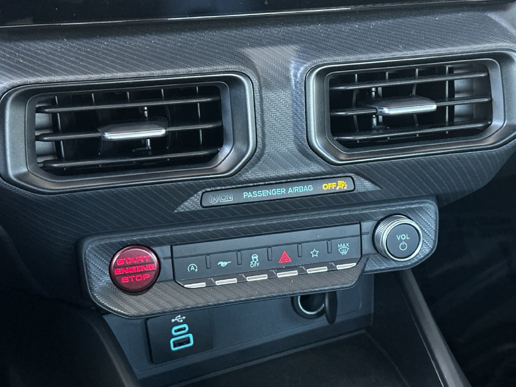 Certified 2025 Ford Mustang Coupe RWD image 18