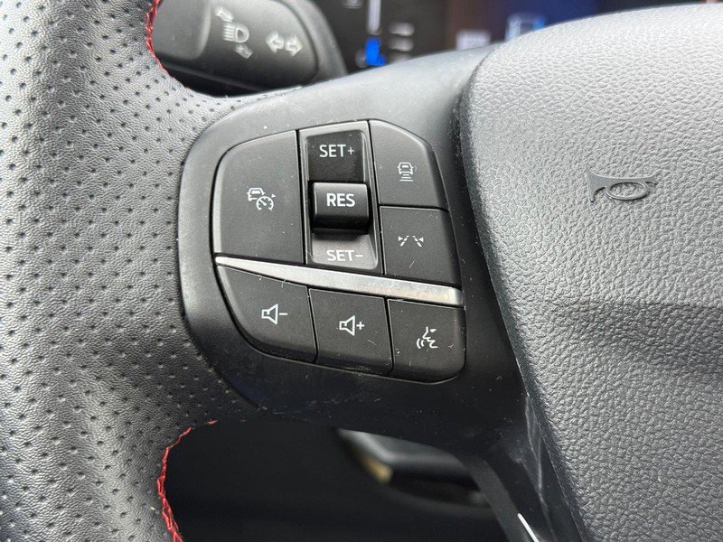 Certified 2023 Ford Escape ST-Line w/ Tech Pack #1 image 17