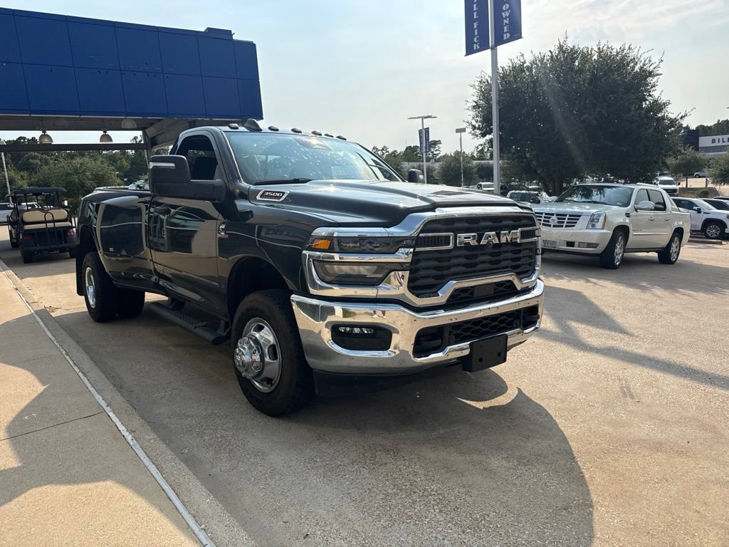 Used 2026 RAM 3500 Tradesman AWD/4WD image 2