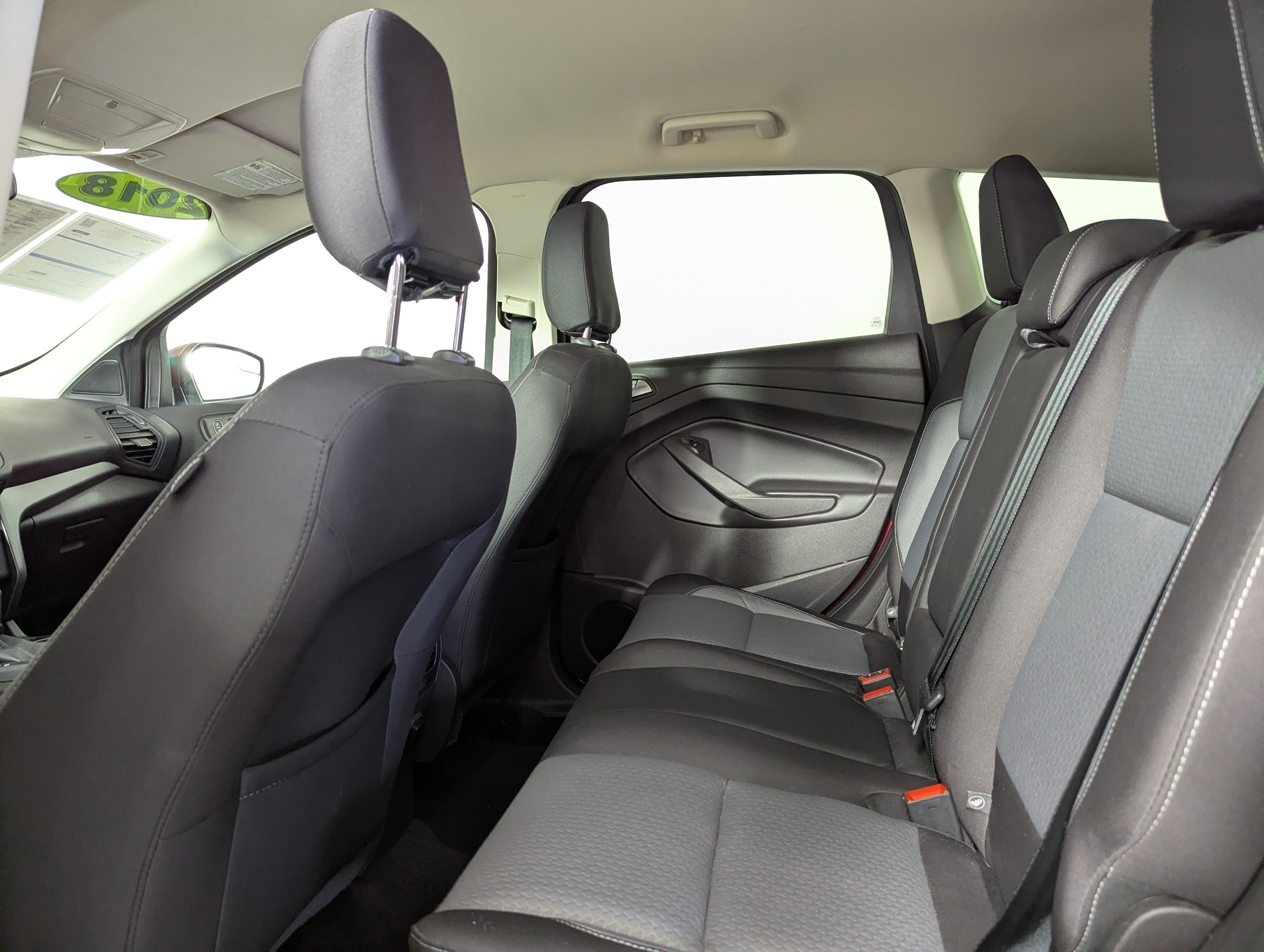 Certified 2018 Ford Escape SE FWD image 16
