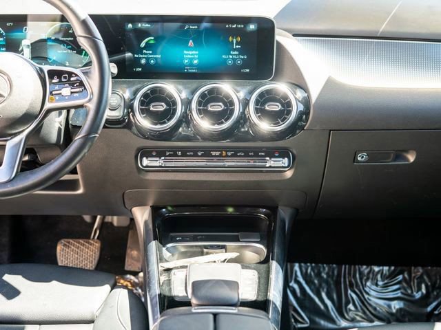 Used 2021 Mercedes-Benz GLA 250 4MATIC image 33