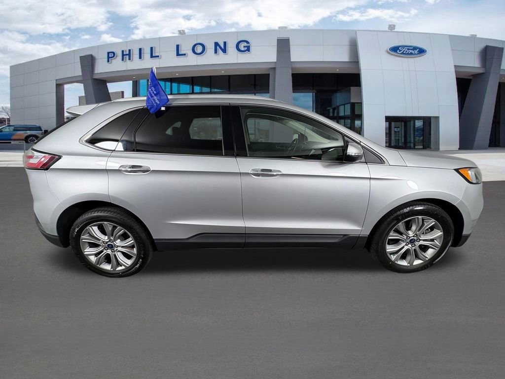 Certified 2019 Ford Edge Titanium image 6