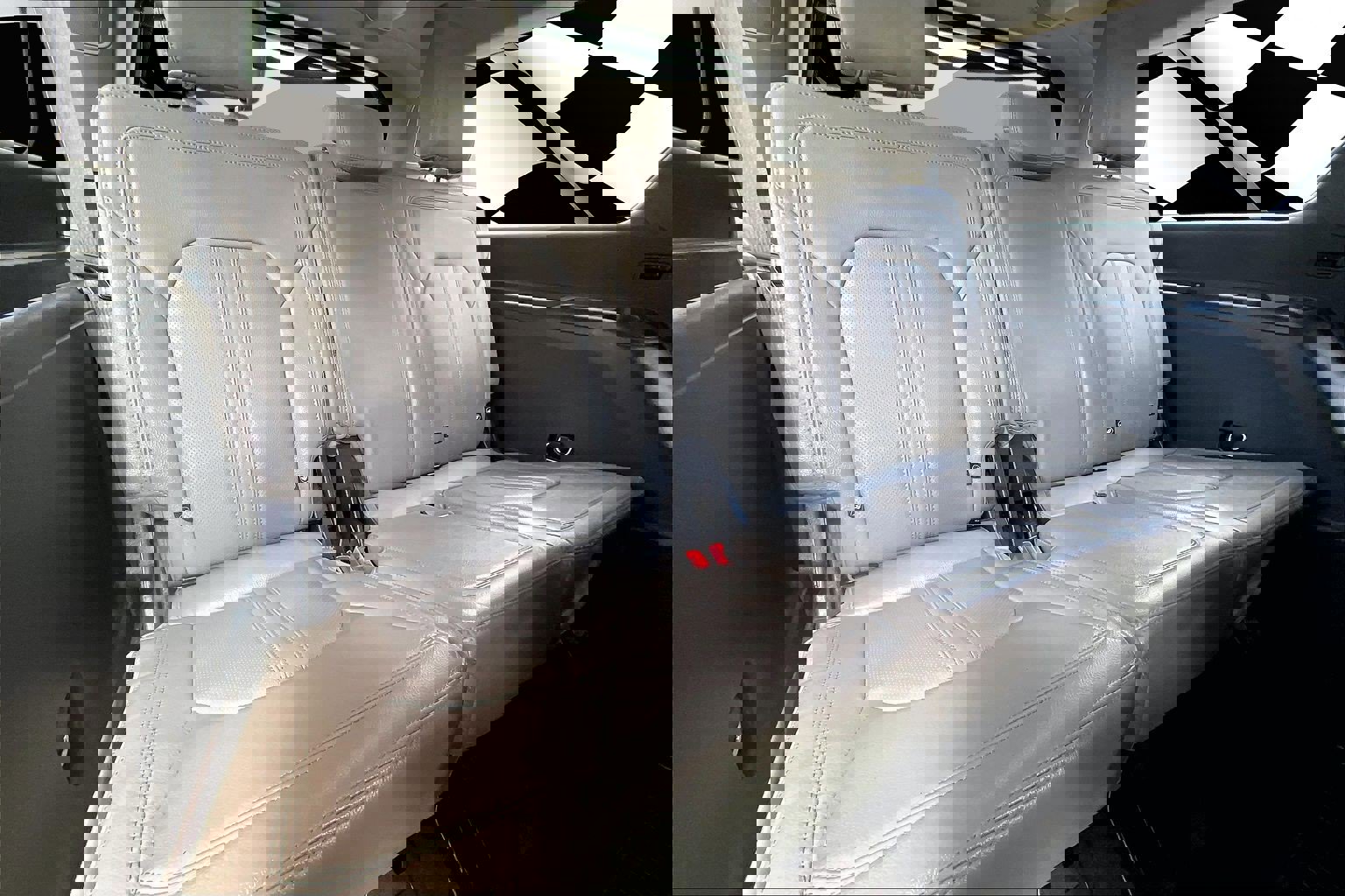 Certified 2021 Ford Expedition Max Limited image 28