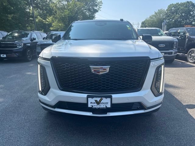 Used 2025 Cadillac Escalade ESV Sport w/ Touring Package AWD/4WD image 3