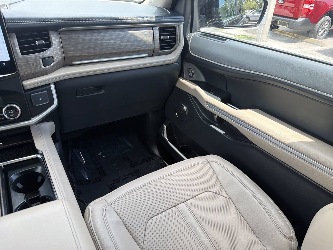 Certified 2024 Ford Expedition Max Limited RWD image 16
