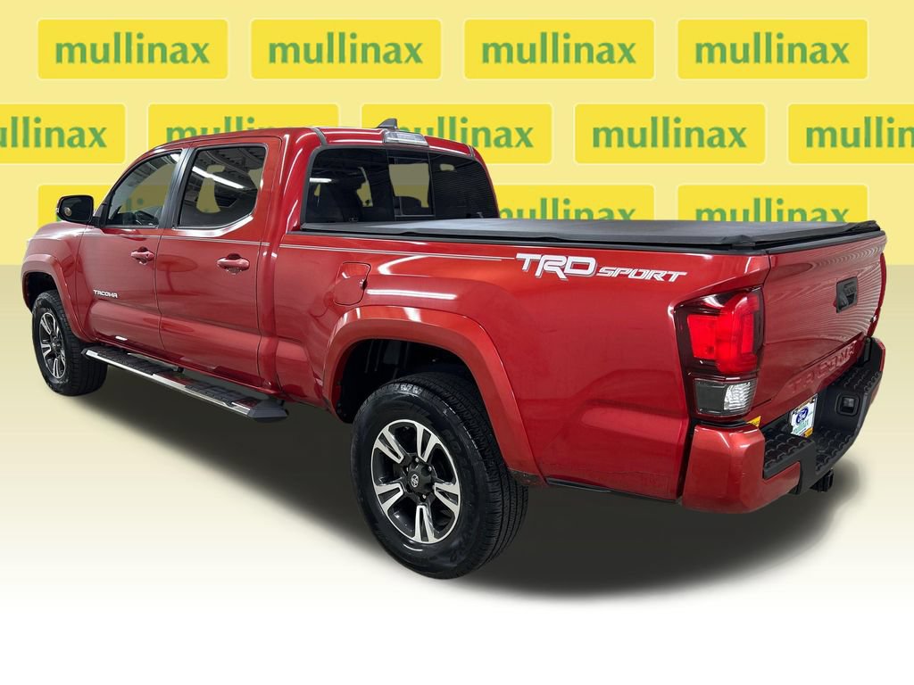 Used 2018 Toyota Tacoma TRD Sport RWD image 10