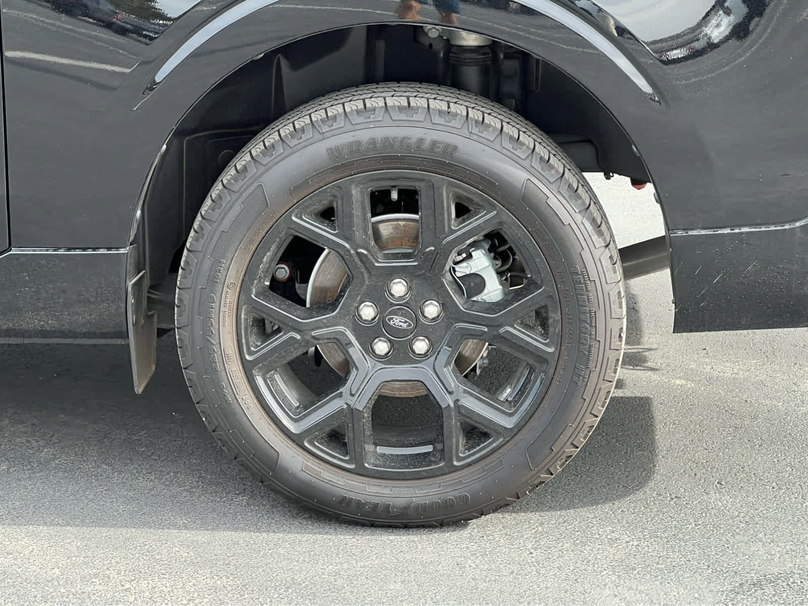 Certified 2025 Ford Maverick Lobo AWD/4WD image 15