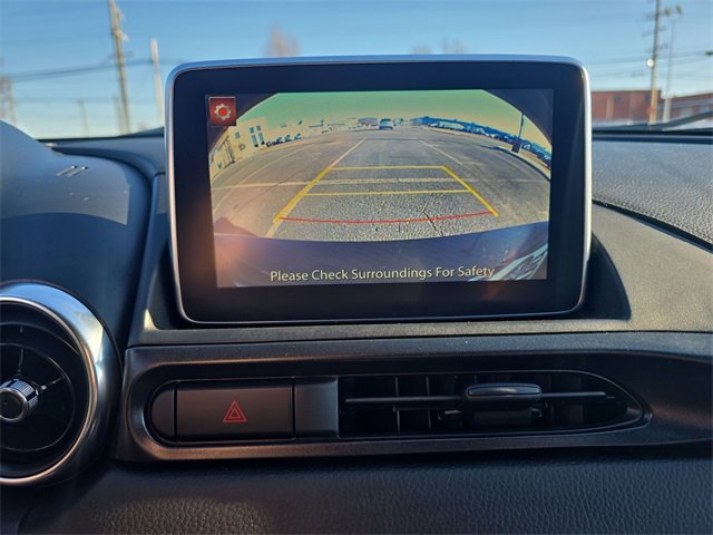 Used 2019 FIAT 124 Spider Abarth w/ Navigation & Sound Group image 17