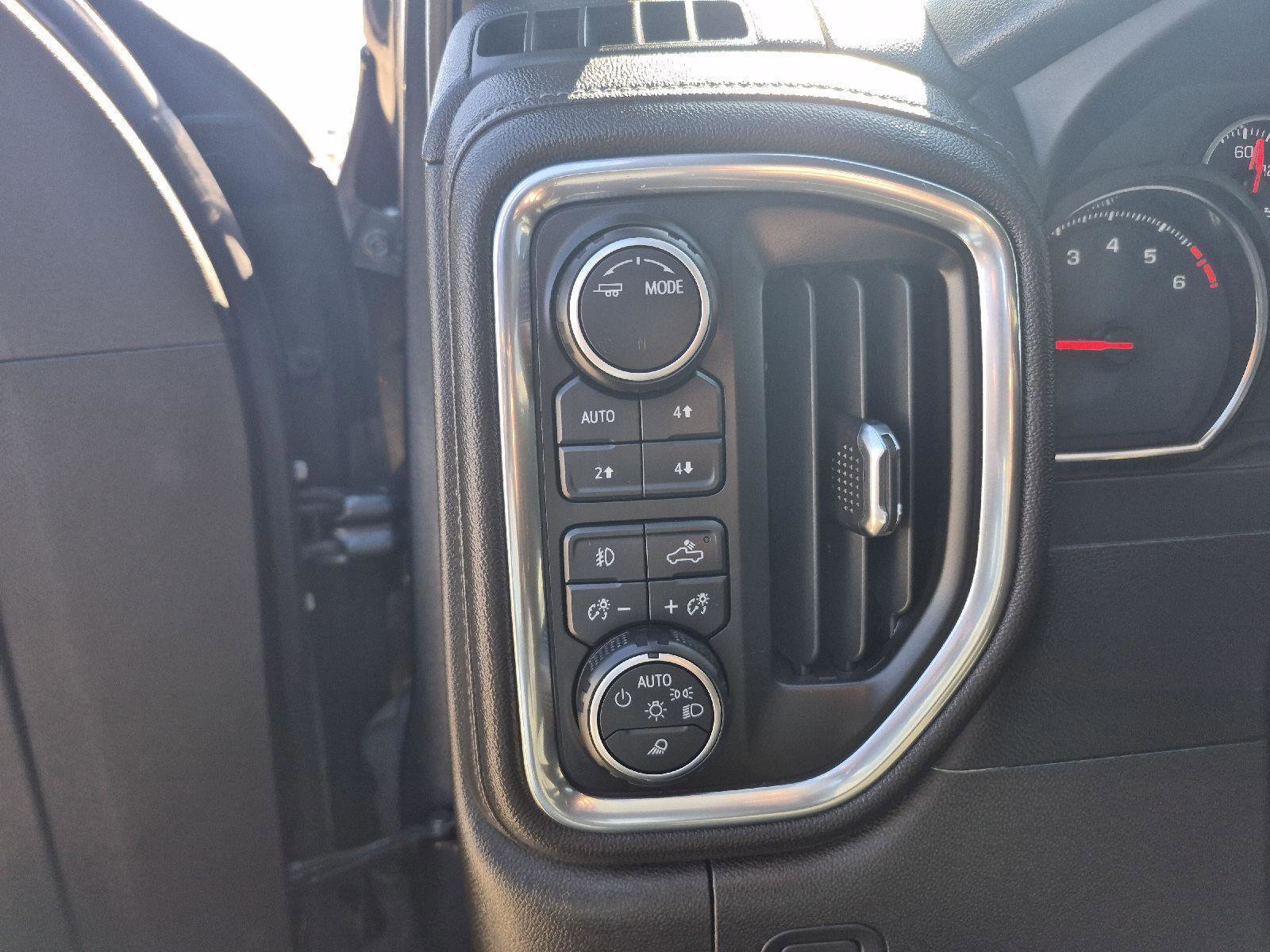 Used 2022 Chevrolet Silverado 1500 LT Trail Boss w/ Safety Package image 14