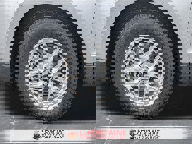 Certified 2023 Ford Edge SEL image 32