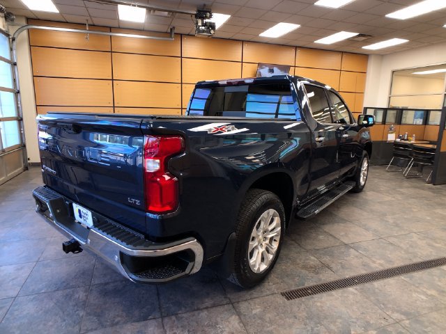 Used 2022 Chevrolet Silverado 1500 LTZ w/ Technology Package AWD/4WD image 7