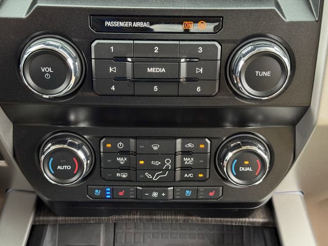 Certified 2021 Ford F450 Lariat w/ Lariat Ultimate Package AWD/4WD image 18