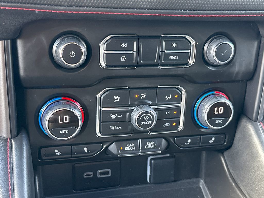 Used 2023 Chevrolet Suburban RST w/ Luxury Package image 23