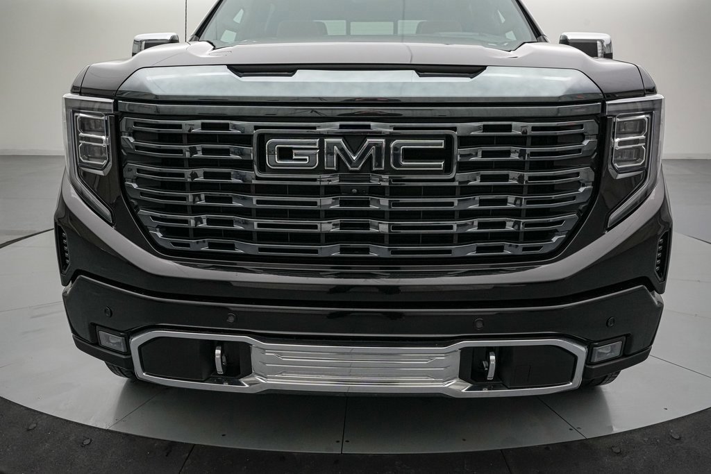 Used 2023 GMC Sierra 1500 Denali Ultimate image 10
