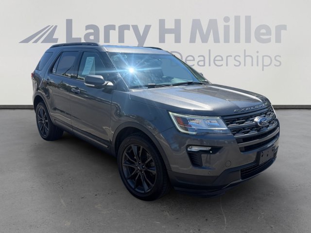 Certified 2018 Ford Explorer XLT w/ Equipment Group 202A AWD/4WD image 7