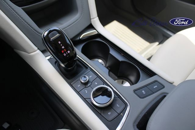 Used 2025 Cadillac XT5 Premium Luxury w/ Technology Package image 18