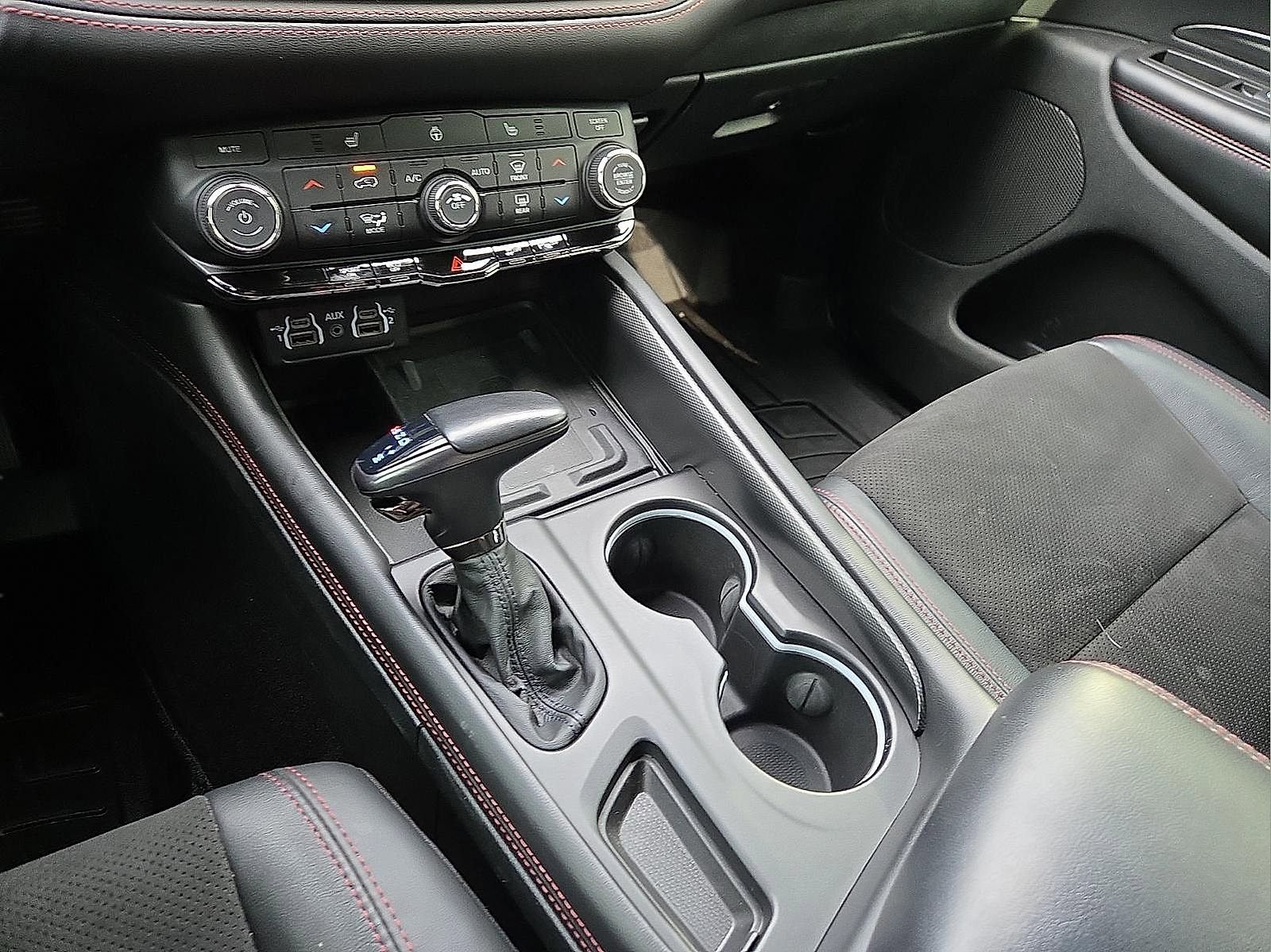 Used 2022 Dodge Durango R/T w/ Blacktop Package image 25