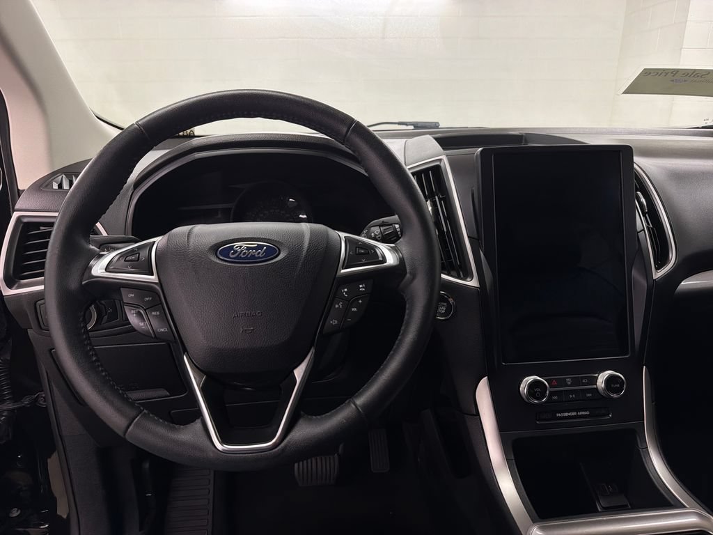 Certified 2024 Ford Edge SEL AWD/4WD image 9