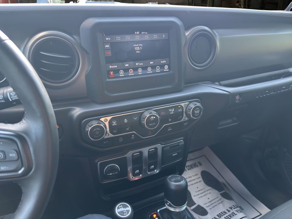 Used 2022 Jeep Wrangler Sport S image 23