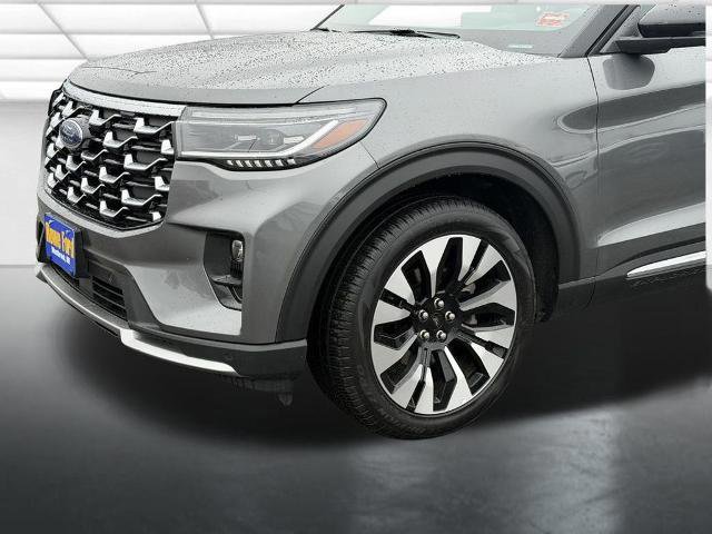 Certified 2025 Ford Explorer Platinum w/ LUX Leather Package image 26