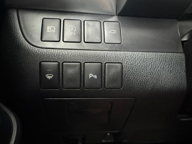 Used 2019 Toyota Highlander Limited AWD/4WD image 21