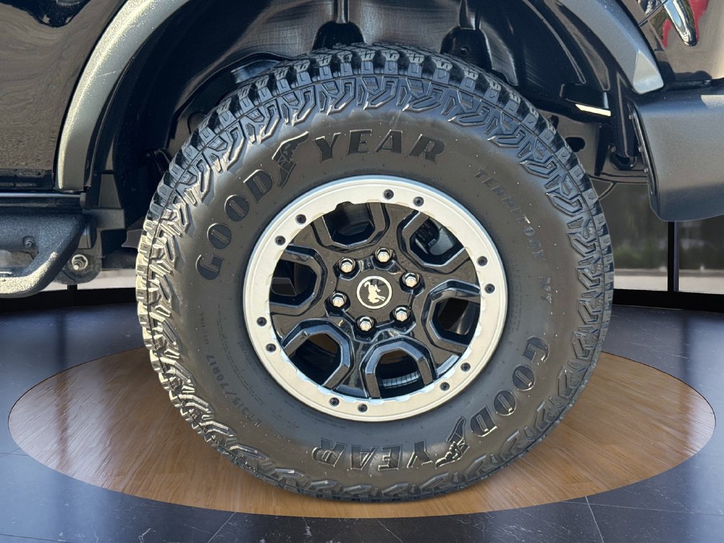 Certified 2023 Ford Bronco Big Bend w/ Sasquatch Package AWD/4WD image 30