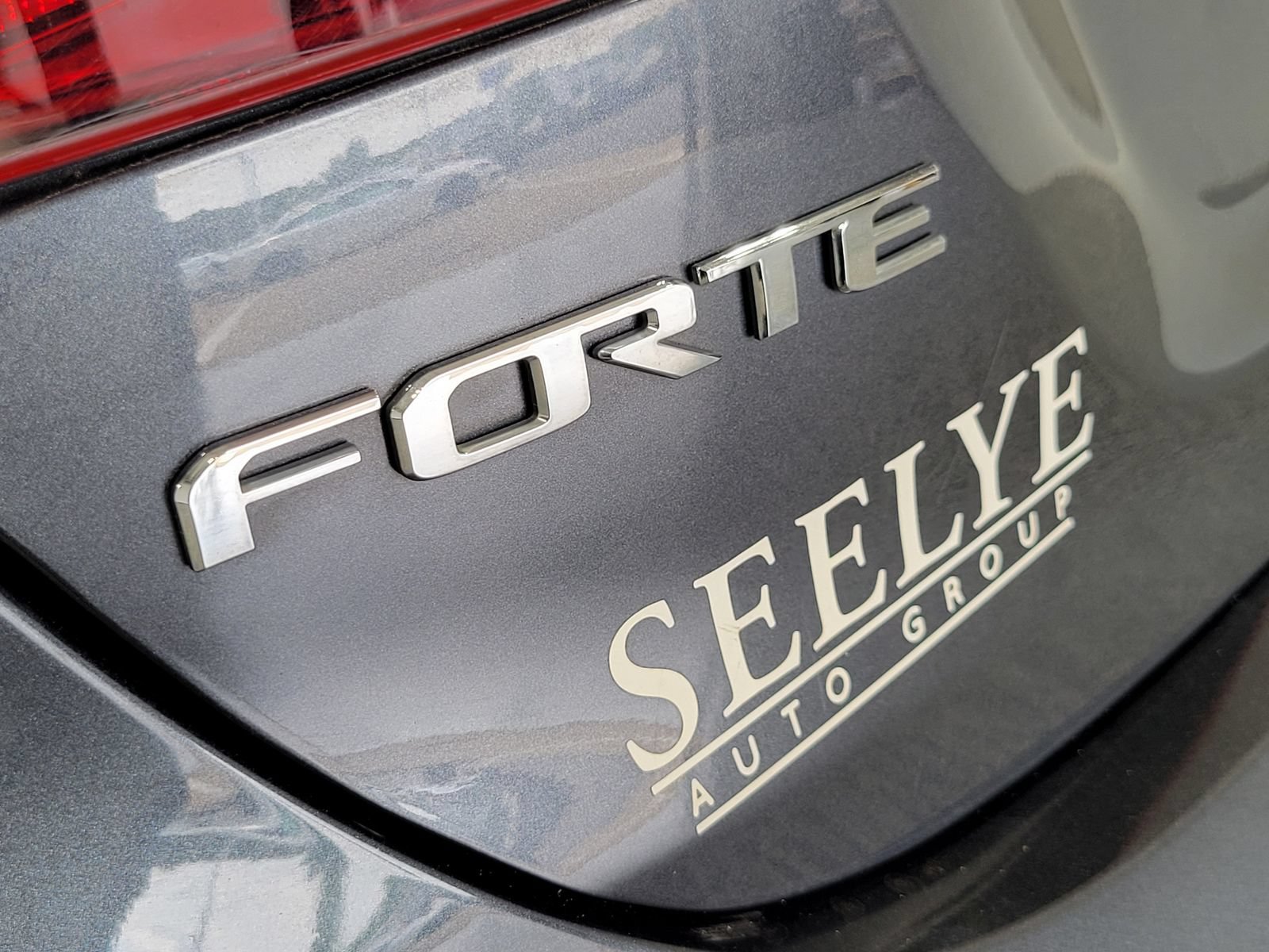 Used 2020 Kia Forte LXS FWD image 26